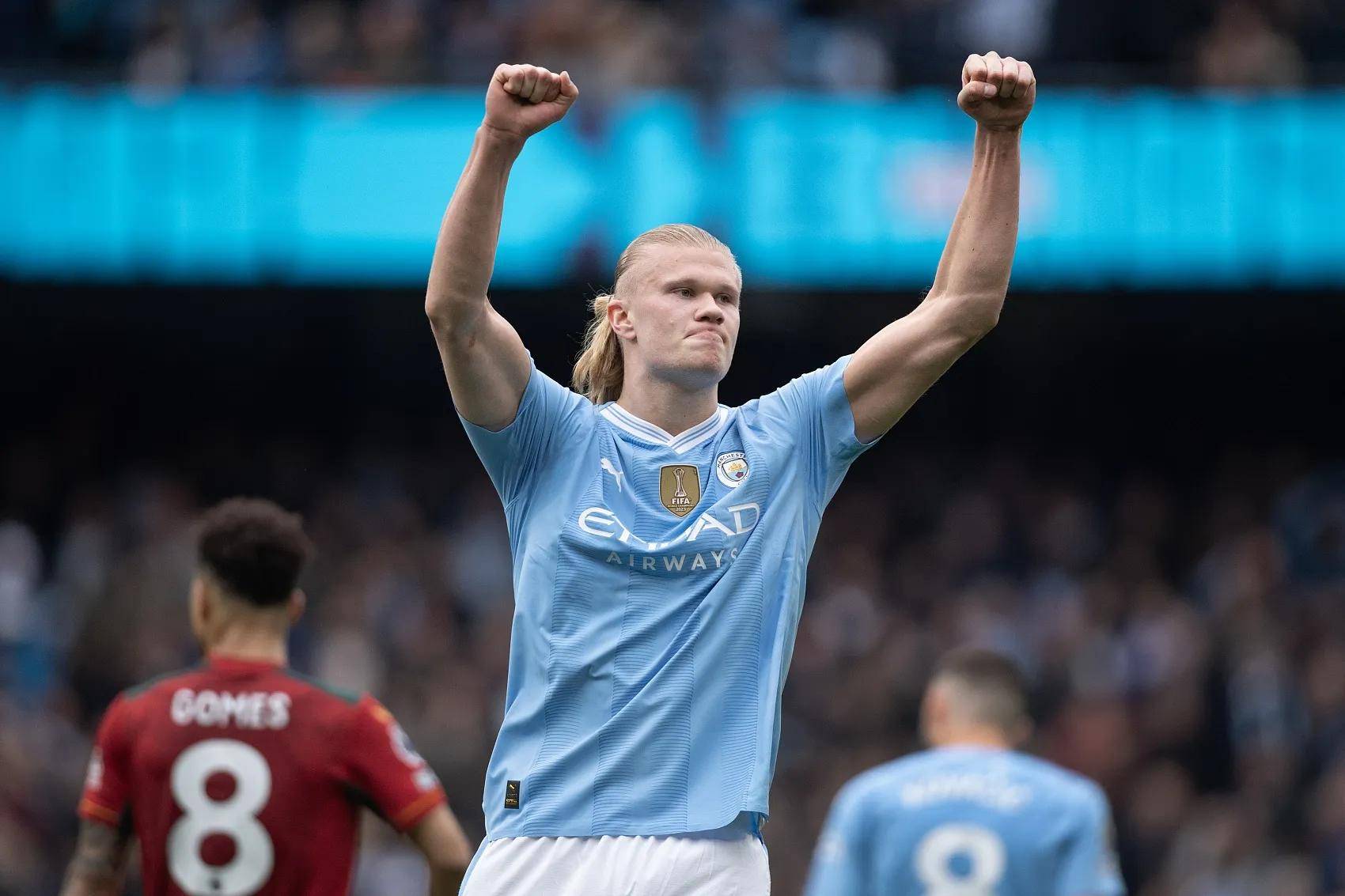 阿根廷球员看女儿球赛时与他人发生争执，被汽车钥匙刺伤头部