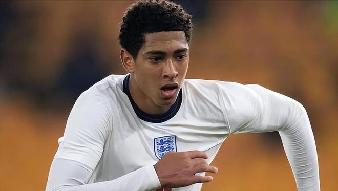 3-0，世锦赛巴西队送上大礼，中国男排有望两连胜小组出线