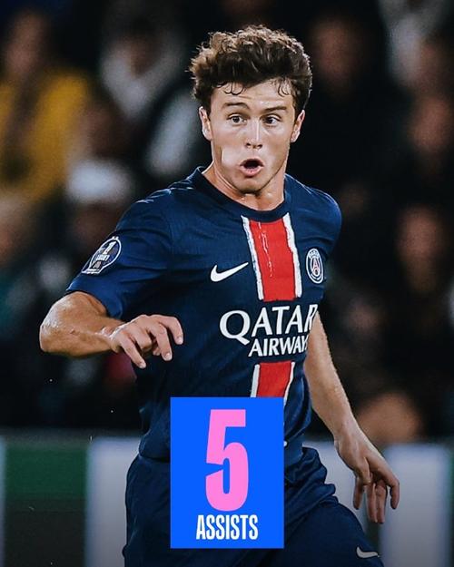 前队友：曾和马拉多纳开车出行，交警把我们拦住只为和他合影