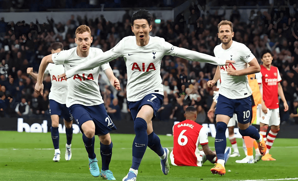 有些尴尬，巴林门将在成功扑救后不慎用脚打入乌龙且弄伤自己