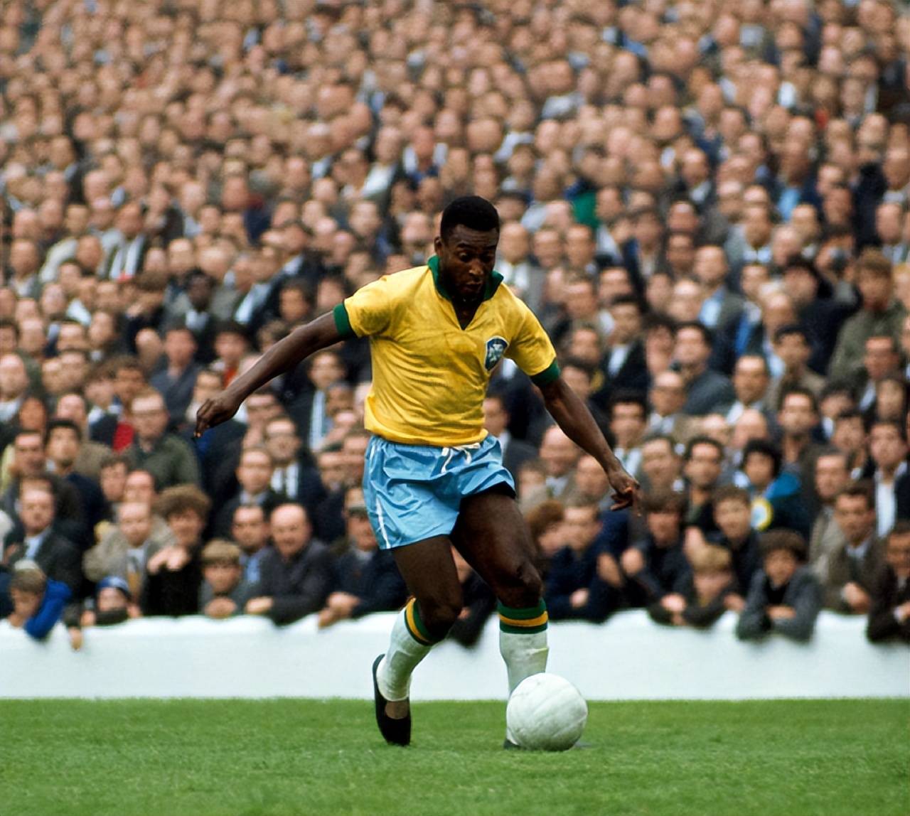 博尼：米兰德比氛围堪比皇马对阵巴萨；我要提升背身持球能力