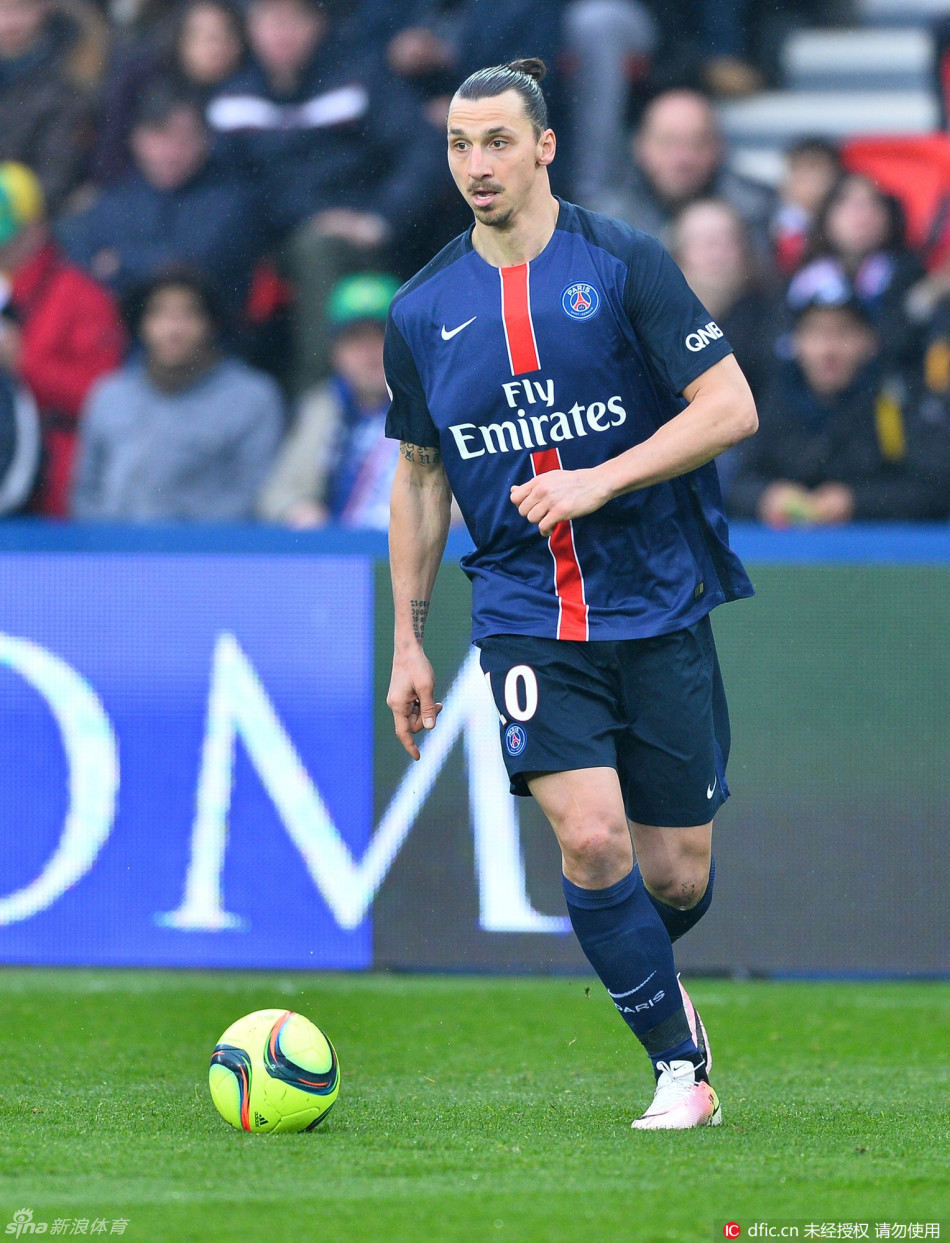 魔术晋级四强！肉装库里37分第一功臣 6人上双1数据是热火2倍